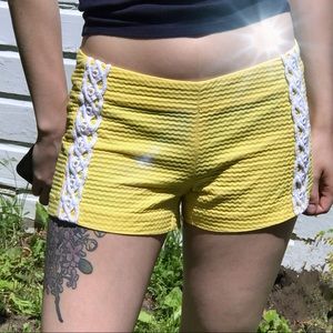 Lilly Pulitzer Liza Shorts 0 Yellow